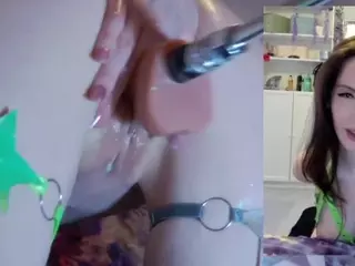 Heavenia's Live Sex Cam Show