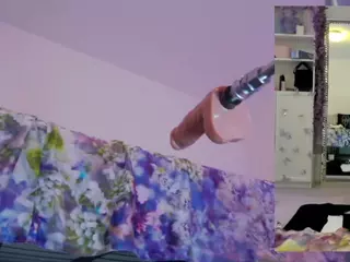 Heavenia's Live Sex Cam Show