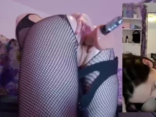 Heavenia's Live Sex Cam Show
