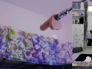 Heavenia's Live Sex Cam Show