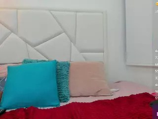 mishellxy's Live Sex Cam Show