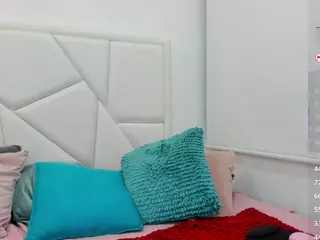 mishellxy's Live Sex Cam Show