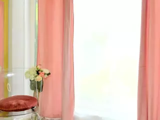 Selena-Reeves's Live Sex Cam Show