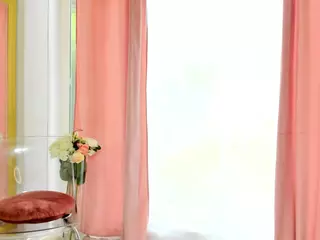 Selena-Reeves's Live Sex Cam Show