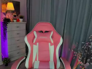 FreyaRay's Live Sex Cam Show