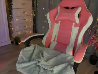 FreyaRay's Live Sex Cam Show