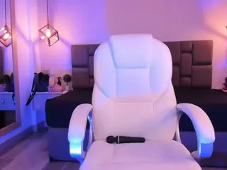 Isabella Santamaria's Live Sex Cam Show