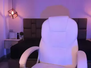 Isabella Santamaria's Live Sex Cam Show