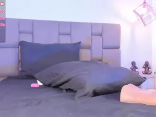 Isabella Santamaria's Live Sex Cam Show