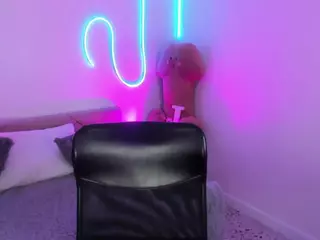 JoyceThompson's Live Sex Cam Show