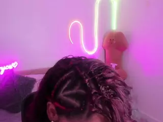 JoyceThompson's Live Sex Cam Show