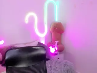 JoyceThompson's Live Sex Cam Show