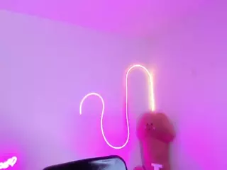 JoyceThompson's Live Sex Cam Show