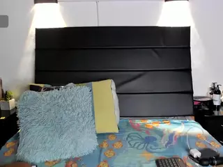 Julieta-Coopeer's Live Sex Cam Show