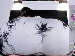 Julieta-Coopeer's Live Sex Cam Show