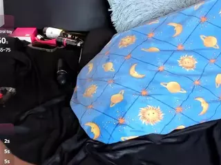 Julieta-Coopeer's Live Sex Cam Show