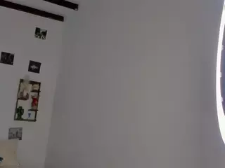 IrisAllen's Live Sex Cam Show