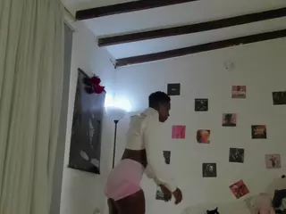 IrisAllen's Live Sex Cam Show