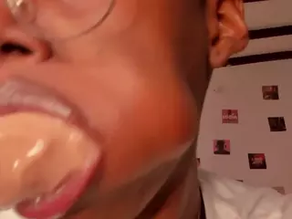 IrisAllen's Live Sex Cam Show