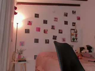 IrisAllen's Live Sex Cam Show