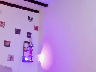 IrisAllen's Live Sex Cam Show