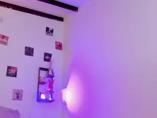 IrisAllen's Live Sex Cam Show