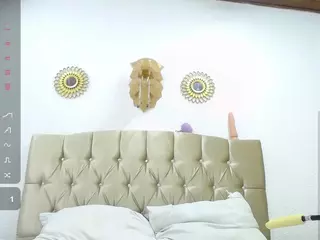 Sophiedrems's Live Sex Cam Show