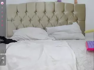 Sophiedrems's Live Sex Cam Show
