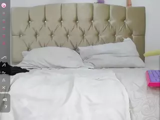 Sophiedrems's Live Sex Cam Show