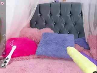 Sophiedrems's Live Sex Cam Show
