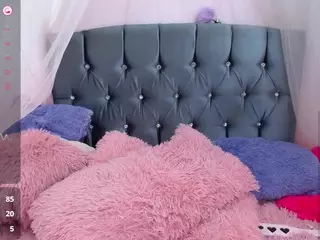 Sophiedrems's Live Sex Cam Show