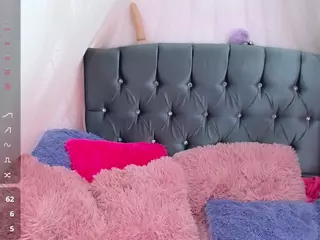 Sophiedrems's Live Sex Cam Show