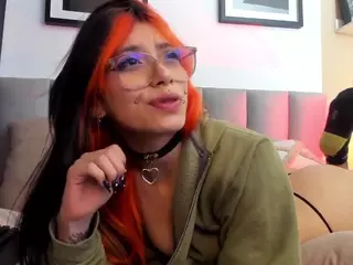 Violetta-Nur's Live Sex Cam Show