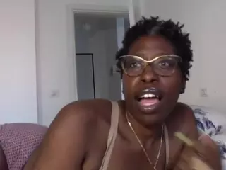 your Madam Indigo's Live Sex Cam Show