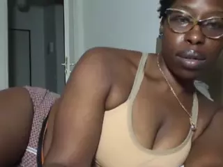 your Madam Indigo's Live Sex Cam Show