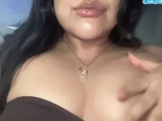 Bunny Mami's Live Sex Cam Show