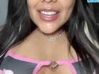 Bunny Mami's Live Sex Cam Show