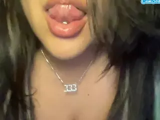 Bunny Mami's Live Sex Cam Show