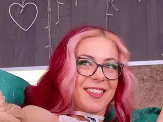 CindeFucknRella's Live Sex Cam Show