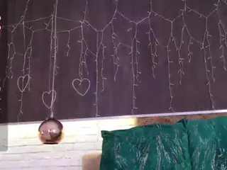 CindeFucknRella's Live Sex Cam Show