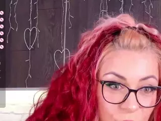 CindeFucknRella's Live Sex Cam Show
