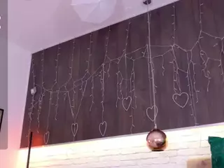 CindeFucknRella's Live Sex Cam Show