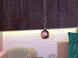CindeFucknRella's Live Sex Cam Show