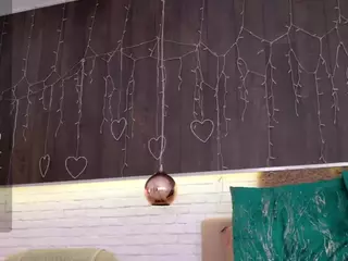 CindeFucknRella's Live Sex Cam Show