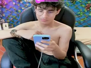 thomas's Live Sex Cam Show