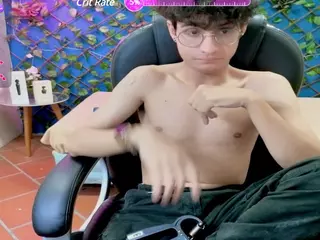 thomas's Live Sex Cam Show