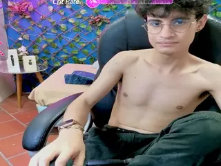 thomas's Live Sex Cam Show