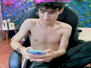 thomas's Live Sex Cam Show