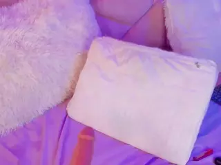 Alisse Miller's Live Sex Cam Show