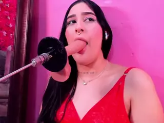 Antonella Loren's Live Sex Cam Show